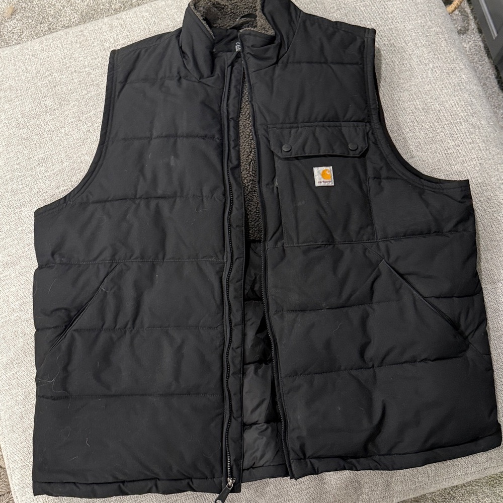 Carhartt Men’s Montana Insulated Loose Fit Black Puffer Vest